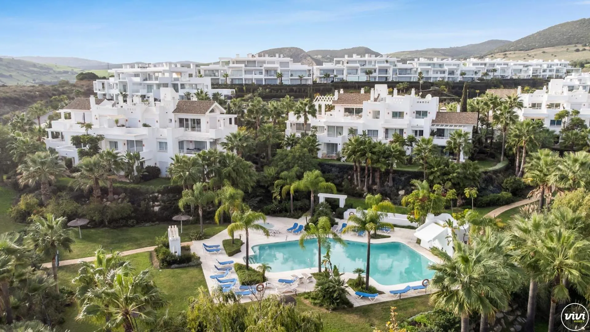 Vivi Homes - Casa Sereno Pool, Terrace & Garden Estepona Spain