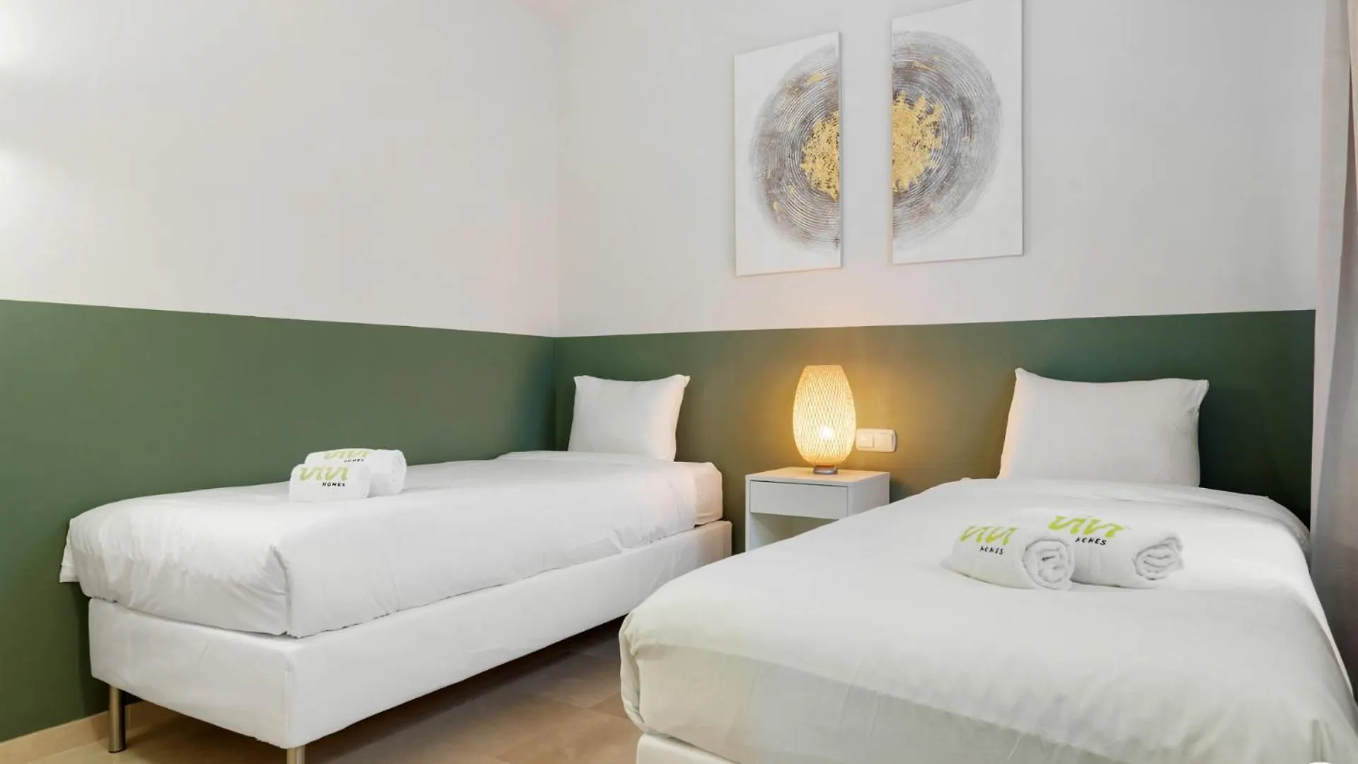 Vivi Homes - Casa Sereno Pool, Terrace & Garden Estepona