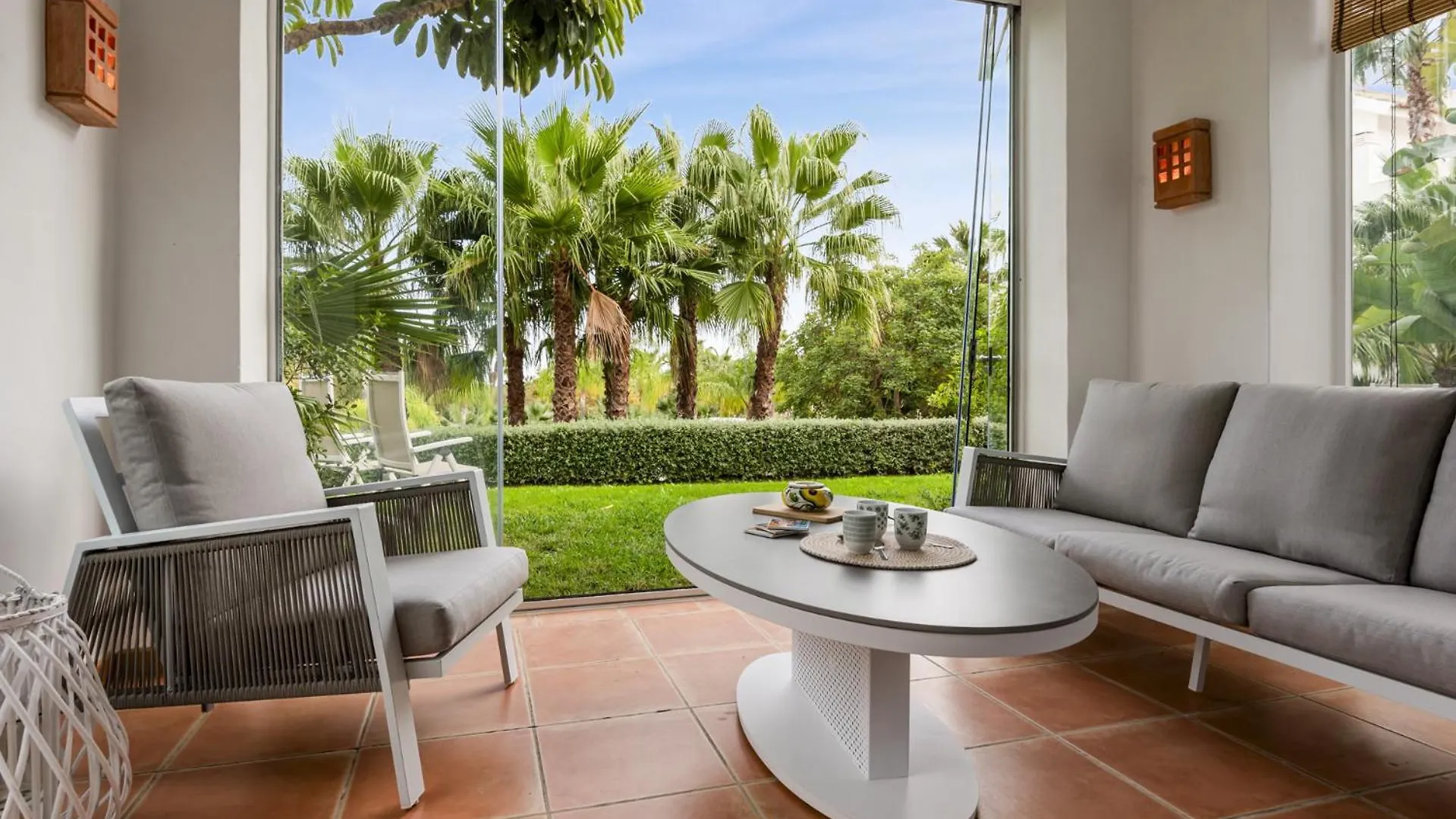 Vivi Homes - Casa Sereno Pool, Terrace & Garden Estepona
