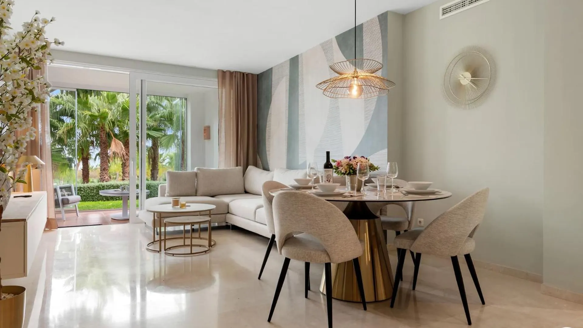 Vivi Homes - Casa Sereno Pool, Terrace & Garden Estepona 0*,
