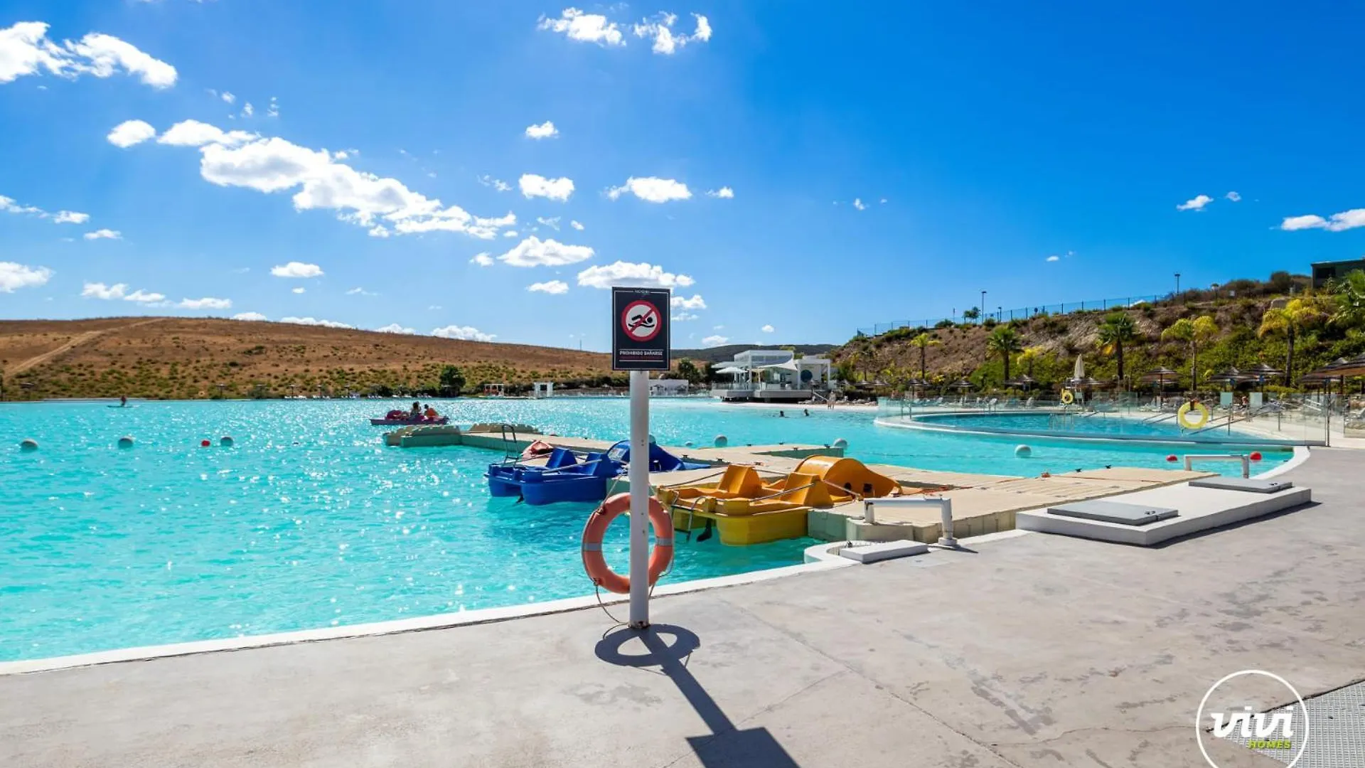 Vivi Homes - Casa Sereno Pool, Terrace & Garden Estepona Spain